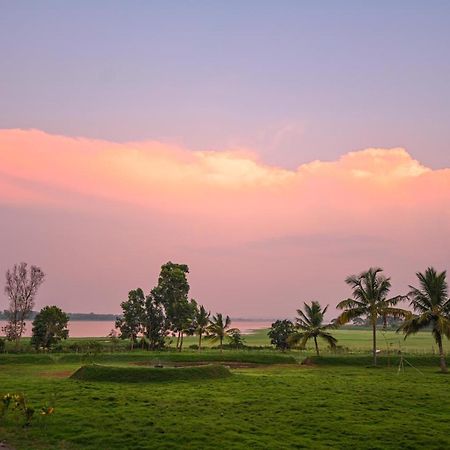 Fireflies Kabini Begūr Eksteriør bilde